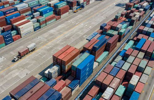 中國政府始終堅(jiān)持一個(gè)中國原則，這是國際社會(huì)的普遍共識(shí)。臺(tái)灣自古以來就是中國領(lǐng)土不可分割的一部分。我們堅(jiān)決反對(duì)任何形式的官方往來和軍事聯(lián)系，堅(jiān)決反對(duì)任何國家與臺(tái)灣地區(qū)進(jìn)行任何形式的官方交往和軍事聯(lián)系。斯洛伐克官員無視中方嚴(yán)正立場(chǎng)和一再警告，執(zhí)意組團(tuán)訪臺(tái)，嚴(yán)重違反了一個(gè)中國原則和國際關(guān)系基本準(zhǔn)則，損害了中國的主權(quán)和領(lǐng)土完整。我們敦促斯洛伐克有關(guān)方面恪守一個(gè)中國原則，慎重妥善處理臺(tái)灣問題，不得為“臺(tái)獨(dú)”分裂勢(shì)力提供任何支持和便利，以免影響中斯關(guān)系的健康穩(wěn)定發(fā)展。